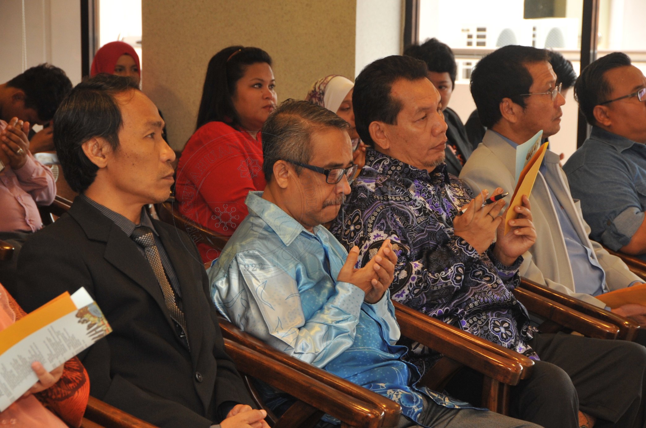 PRO 14 45 THAKSIN PRO 5681